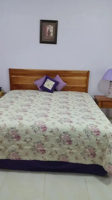 Malia'S New Kgn Apartment Kingston 0*,